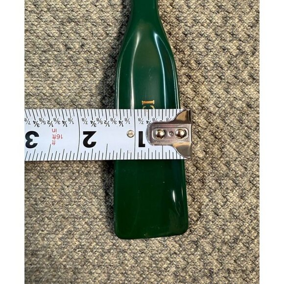 GUCCI Shoehorn Green 7" with Iconic GUCCI logo in gold - Picture 5 of 6